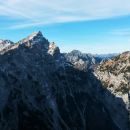 Razgled z vrha Moličke peči na Planjavo, Ojstrico, Mrzlo goro in Krofičko