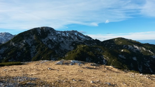 Razgled z vrha Dleskovca na Veliki vrh, Veliko Zelenico in Moličko peč
