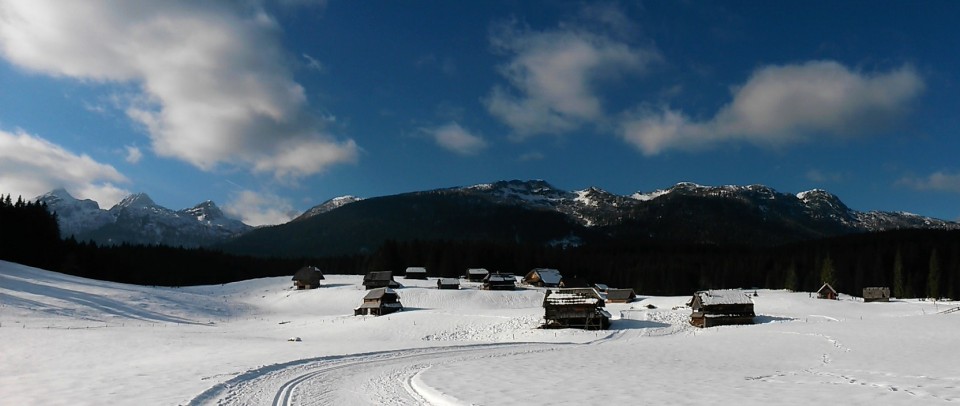 Planina Zajamniki (panoramska slika)