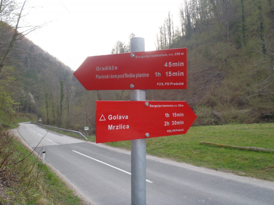 Start v Marija Reki, nato proti Domu pod Reško planino.