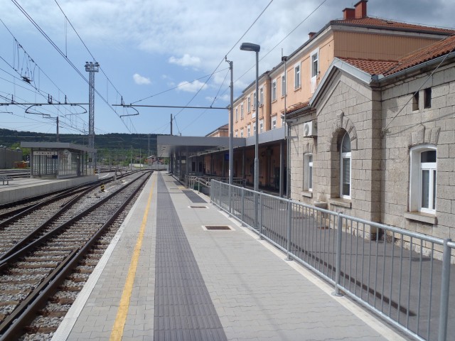 Železniška postaja Divača.