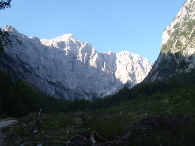 Jutranji pogled proti Triglavu.