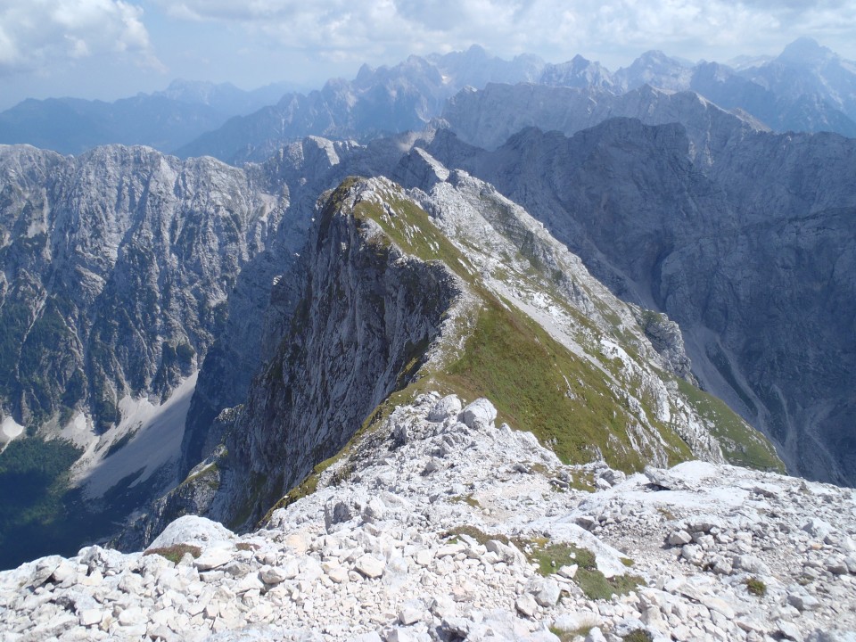 Grebenska pot proti Kotovemu sedlu, .- Vevnici.