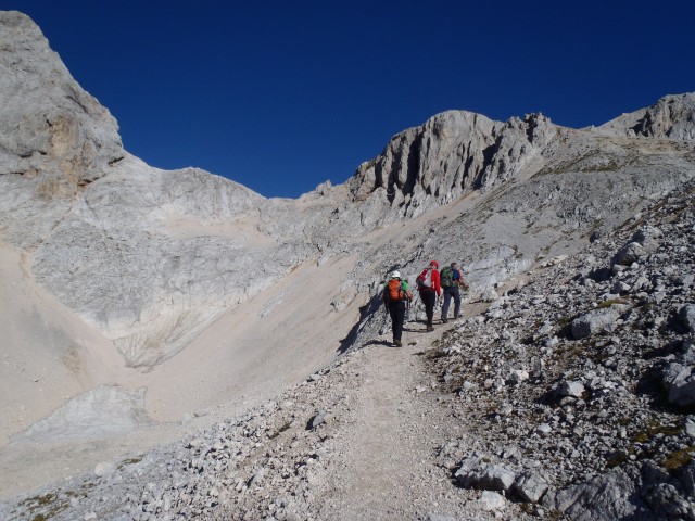 20180909 Triglav - nekaj manjka - foto