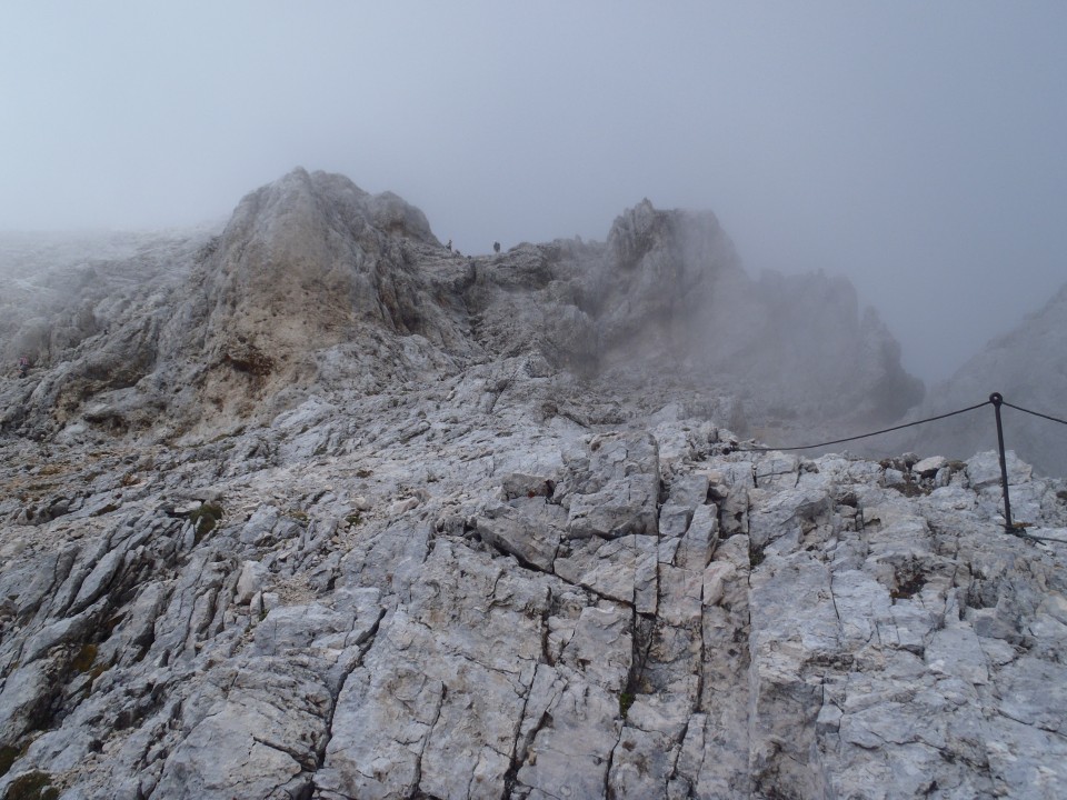 20180909 Triglav - nekaj manjka - foto povečava