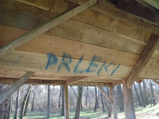 Prleška stran kroškega broda - Vučja vas.