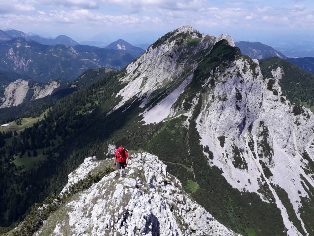 Greben Veliki vrh - Veliko Kladivo.