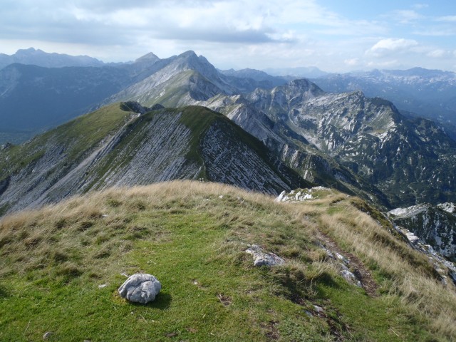 20190820 Čez vrhove Črna prst-Pl.Razor - foto