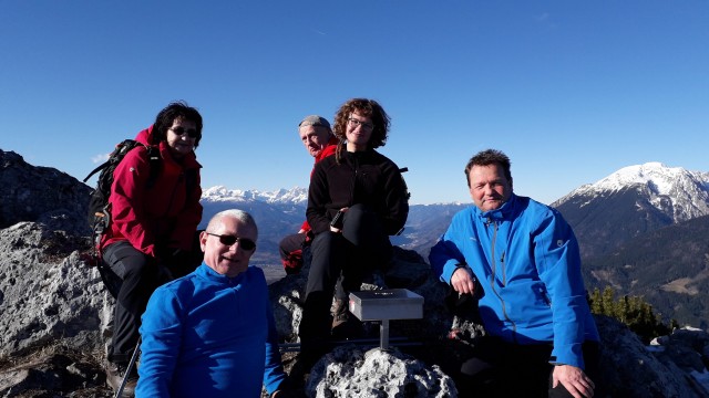 Na Šentanskem vrhu 1635 m.