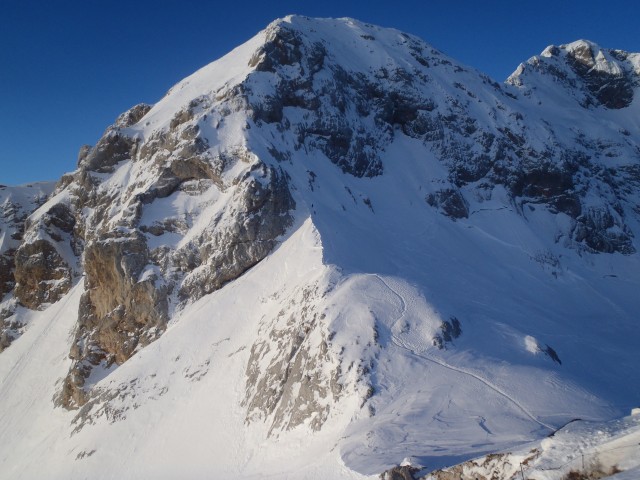 20200110 Triglav in jutro na kredarici - foto