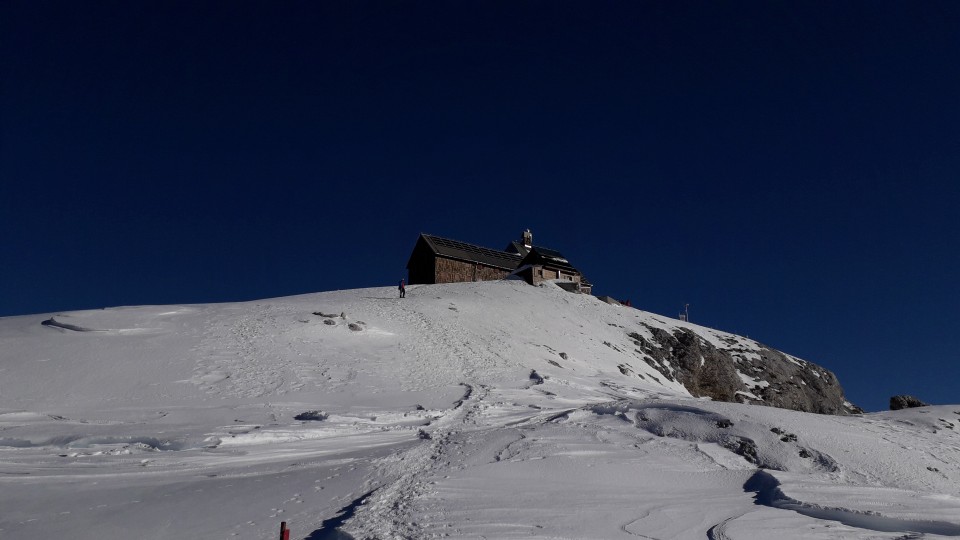 20200110 Triglav in jutro na kredarici - foto povečava