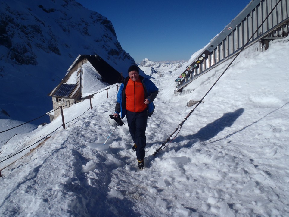 20200110 Triglav in jutro na kredarici - foto povečava