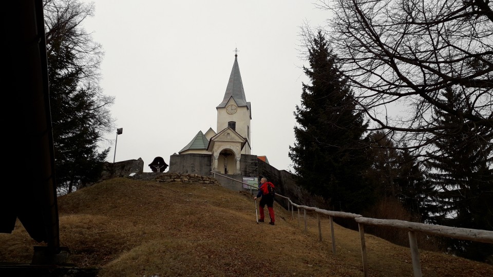 Cerkev Sv. Jurij.