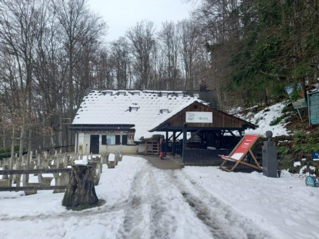 20221126-27 Gospodična - foto