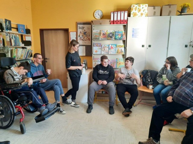 20230217 Medgeneracijsko branje na OŠ IV M. - foto