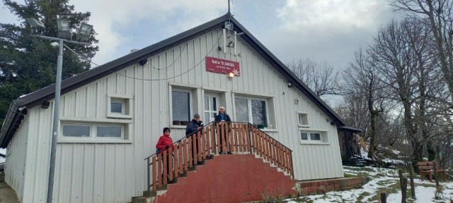 20231208 koča MLADIKA, sovič - foto