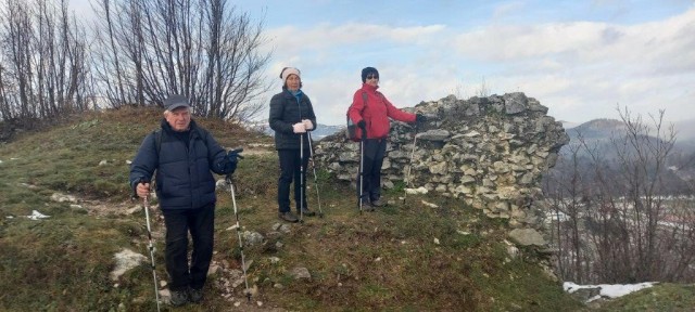 20231208 koča MLADIKA, sovič - foto