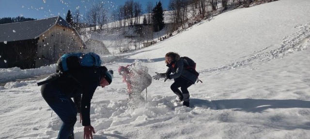 20231216 čez goro k očetu - foto