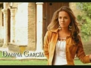 Danna García - Norma Elizondo Acevedo de Escandón