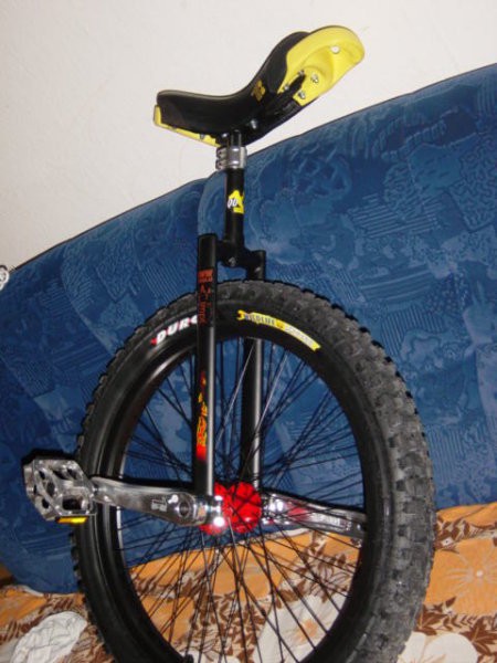 QU-AX – CROSS 24'' ISIS 07'  