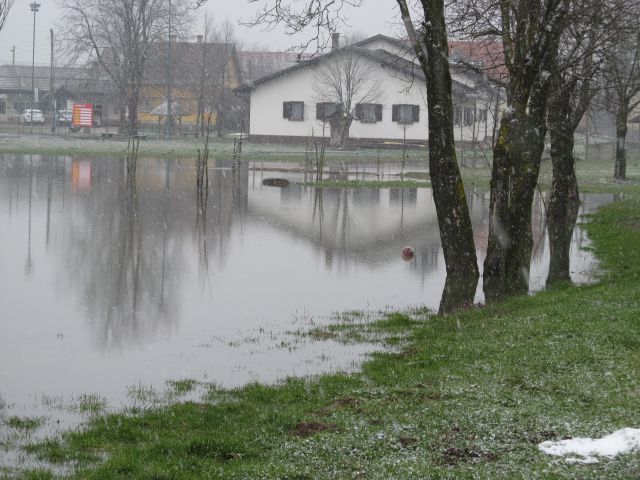 Poplave Murski Črnci - marec/april 2013 - foto