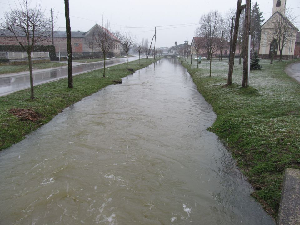 Poplave Murski Črnci - marec/april 2013 - foto povečava