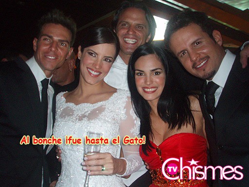 Boda de Gaby.
Juan Alfonso Baptista, Gaby Espino, Guillermo Perez, Scarlet Ortiz, Yul Bur