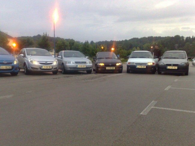Opel Forum - foto povečava
